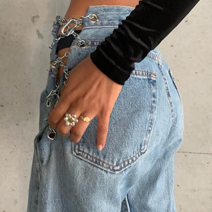 Jean taille haute délavé bleu clair avec chaîne